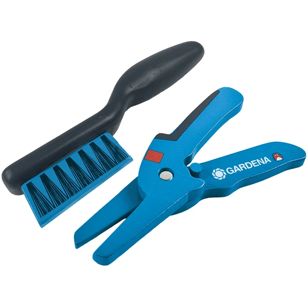 Gardena Houten Bezem & Houten Schaar Ca. 17 Cm 1 Gardena Houten Bezem & Houten Schaar Ca. 17 Cm
