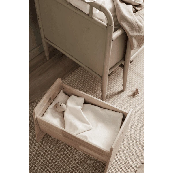 Kids Concept® Poppenwieg Met Beddengoed Natuur 3 Kids Concept® Poppenwieg Met Beddengoed Natuur - Afbeelding 3