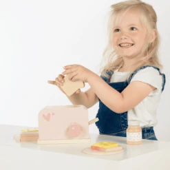 Label-Label - Houten Broodrooster - Roze 7 Label-Label - Houten Broodrooster - Roze -Speelgoed Verkoop label label houten broodrooster roze a393352 2