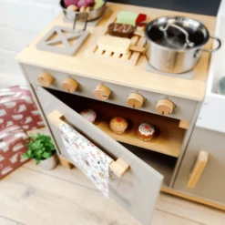 MUSTERKIND ® Speelkeuken Linum Warm Grijs/natuur -Speelgoed Verkoop musterkind speelkeuken linum warm grijs natuur a295949 2